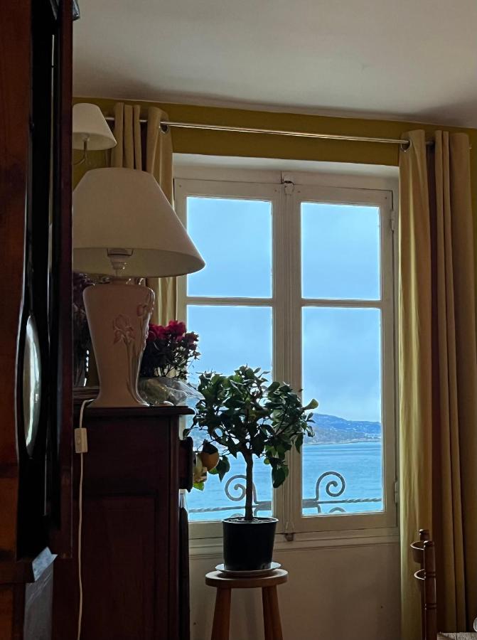 Menton1974 Apartment